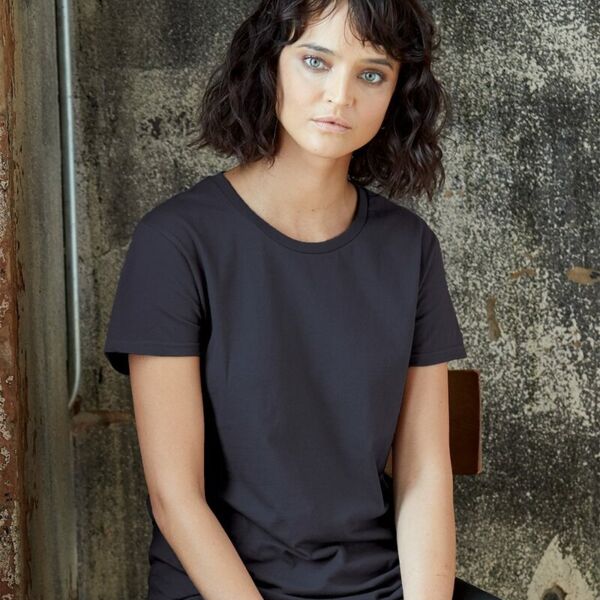 Gildan Women's Softstyle® Lightweight T-Shirt 880 Women's Softstyle® Lightweight T-Shirt Thumbnail